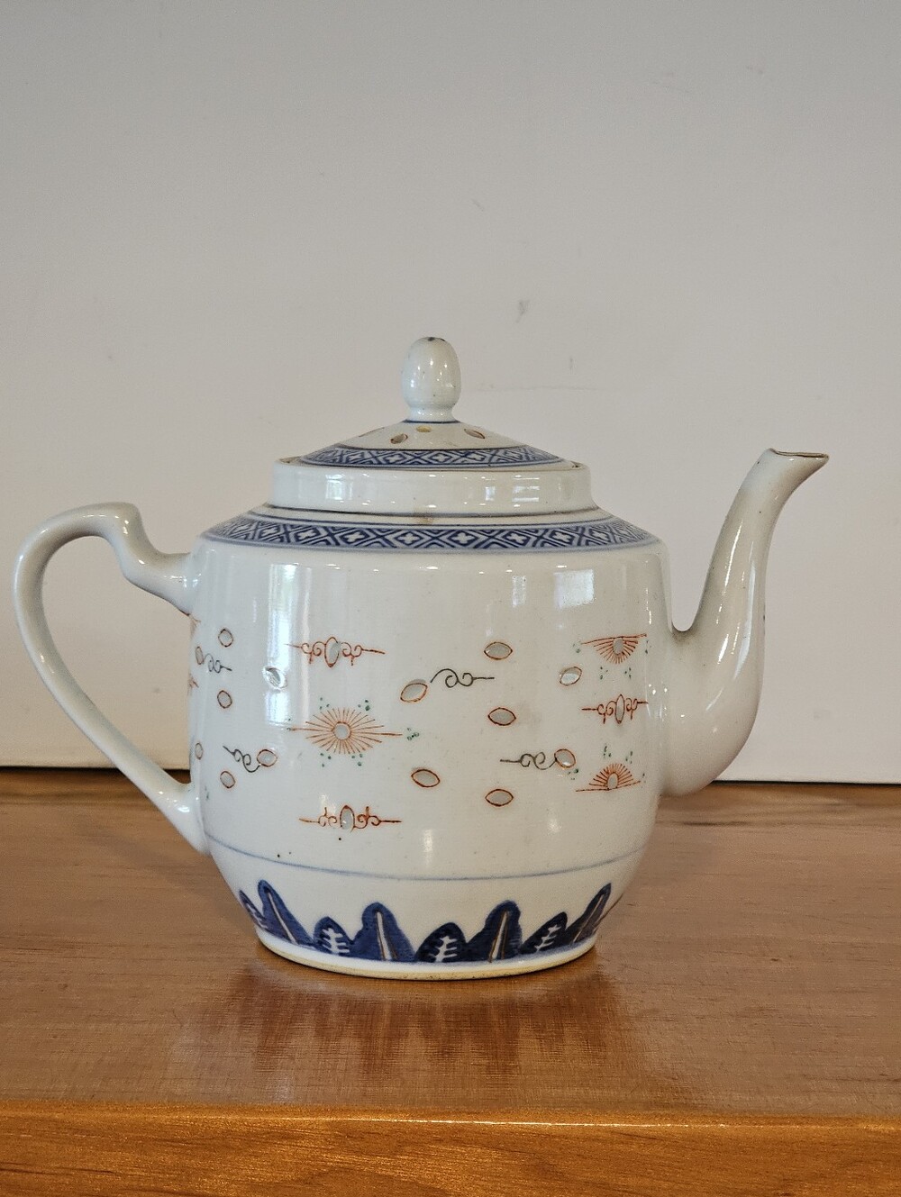 Jingdezhen Export Porcelain Teapot with Abstract Sun & Geometric Motifs